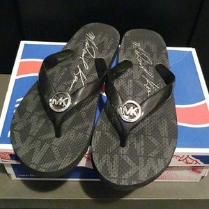 Flip flops